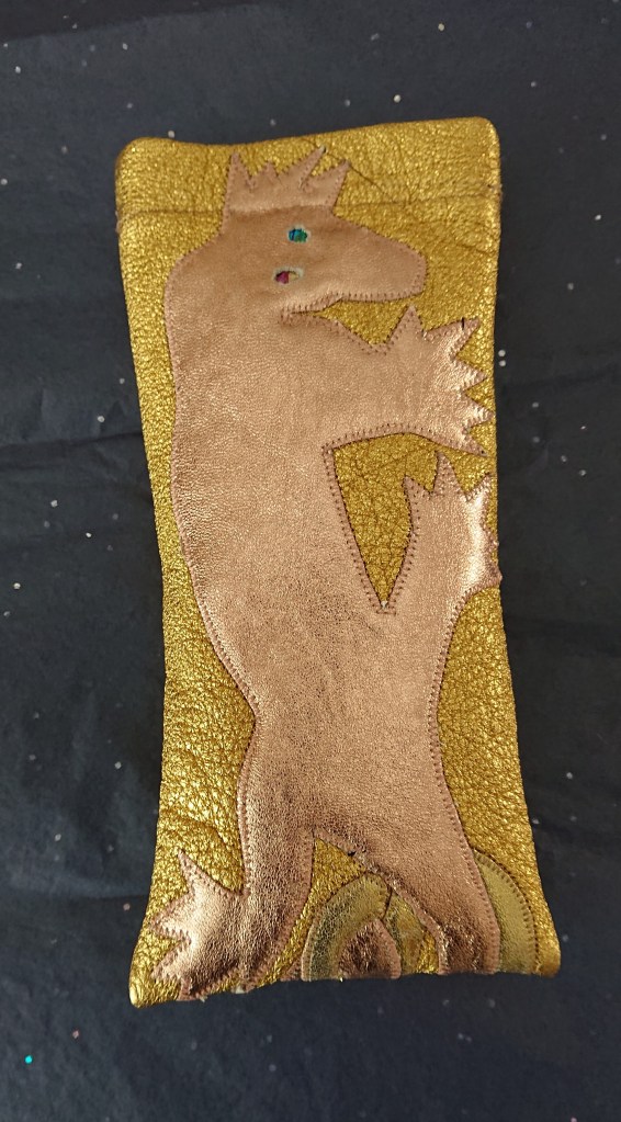 Brillenhoes_4 by Fong Leng