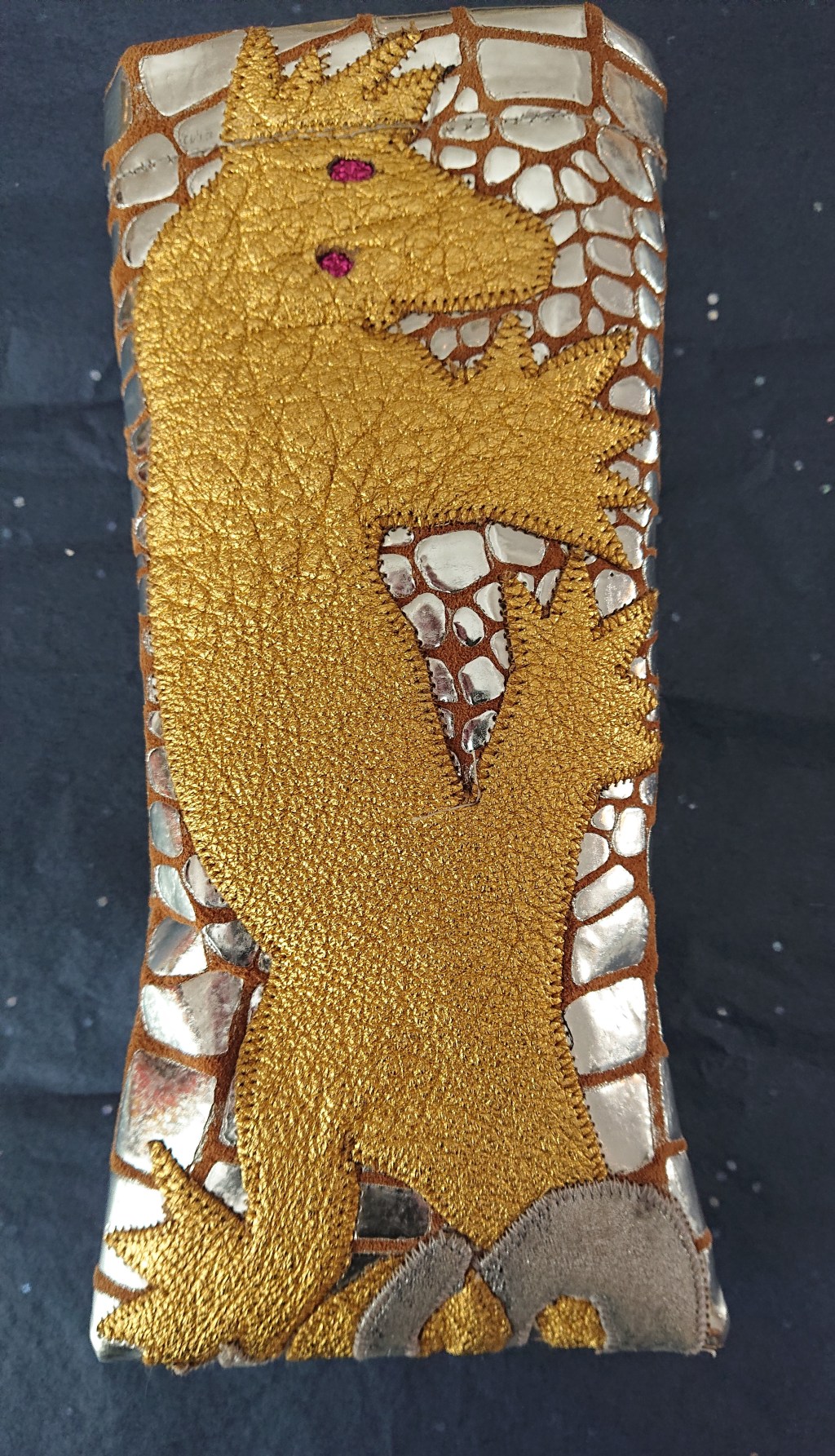 brillenhoes_1 by Fong Leng